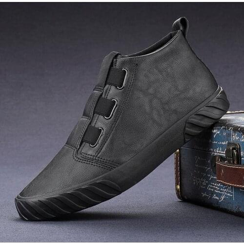 Lightweight High Top Fashion Comfortable Mens Outdoor Fashion flats Leather Shoes Men Casual Shoes