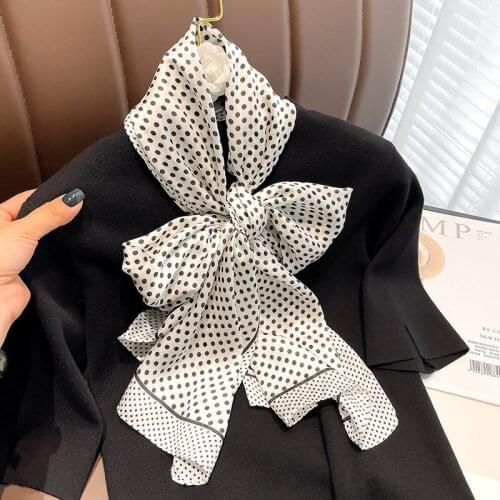 2021 Silk Scarf Hijab Women Luxury Bandana Female Muslim Headband Scarves Shawl Summer Soft Shawl Wrap Lady DOT Foulard Pashmina