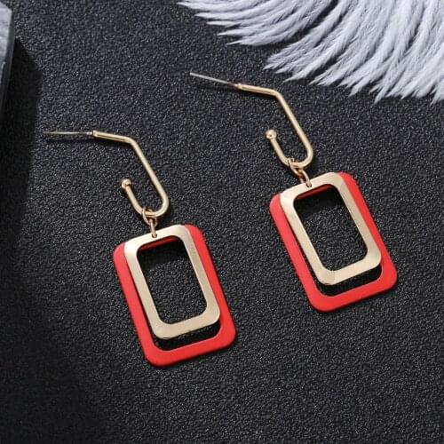 European and American 2021 trendy Korean version INS web celebrity hot style temperament minority anti-allergy geometric advance