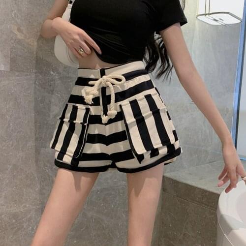 Striped Casual Shorts for Women 2021 New Summer Elastic Waist Loose Wide Leg Track Sweatpants Girls Students Short Femme