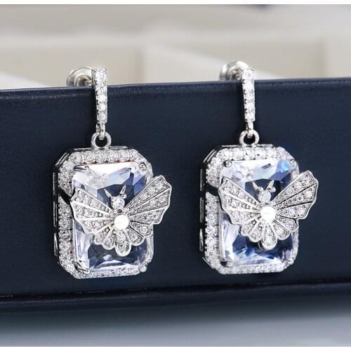 YSDLJG Fashion Women Butterfly Modelling Earrings Copper Inlaid Zircon Platinum Plated Earrings Ear Studs Wedding Jewelry Gift
