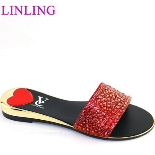 2021 Sexy African Women Matching Shoes In Low Heels for Italian Party for Wedding Party In Red Color Convenient Low Heeled