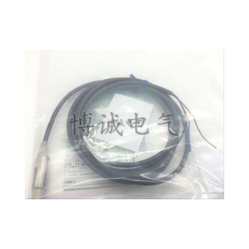 FREE SHIPPING E2E-X5F1-Z Proximity switch