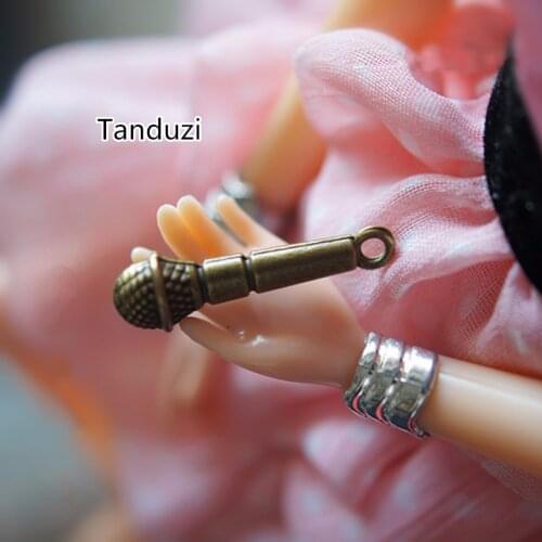 Tanduzi 10PCS Cute Dollhouse Miniature Microphone Alloy Mini Microphone Doll Accessory Pendant Charm DIY Accessory