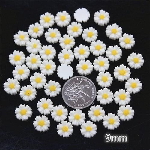 100pcs 9mm Cute White Resin Daisy Flower FlatBack Cabochon DIY Scrapbooking Craft/Wedding Decoration