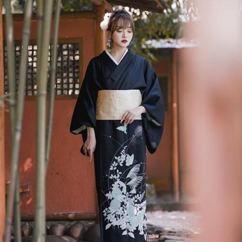 Japan Traditional Summer Yukata Womens Cosplay Wear Beautiful Holiday Kimono Bathrobe Photo Shot Clothing