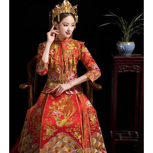 Vintage Cheongsam Women Traditional Bride Robe Modern Chinese Wedding Dress Red Phoenix Embroidery Qipao