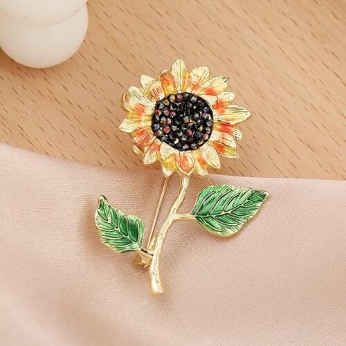 Garden Sunflower Brooch Plant Flower Enamel Golden Brooch Fashion Ladies Jewelry Accessories