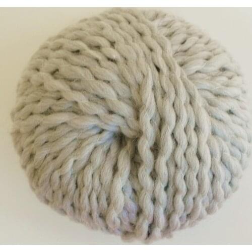 2020 new Iceland Yarn Medium Thick Wool Thread Diy Knitted Sweater Scarf Hat Stick Needle Wool