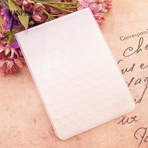 NEW 3D Lozenge honeycomb Embossing folders Plastic For Scrapbooking DIY Template Fondant Cake Photo Album Card Making