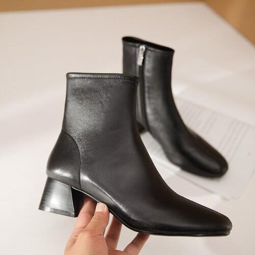 Quality Boots Women Classis Chelsea Genuine Leather Boots Dancing Shoes Woman Autumn Winter Women Ankle Boots