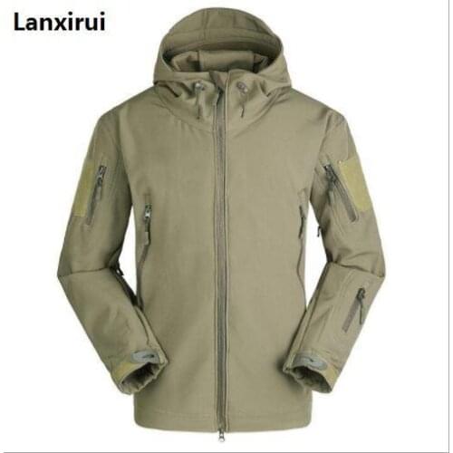 The New Soft Cap Male Jackets Shark Leather Fleece Jacket Jacket Wind And Rain Cold Camouflage Jacket Large Size Male