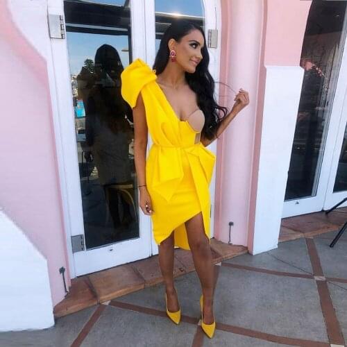 2019 Fashion Yellow White Elegant Women Party Dress One Shoulder Sexy Summer V Neck Backless Vestidos High Quality Christmas