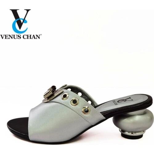 New African Wedding Shoes Decorated with Rhinestone Luxery Shoes Women Open Toe Shoes Slip on Italian Ladies Shoes and Sandals