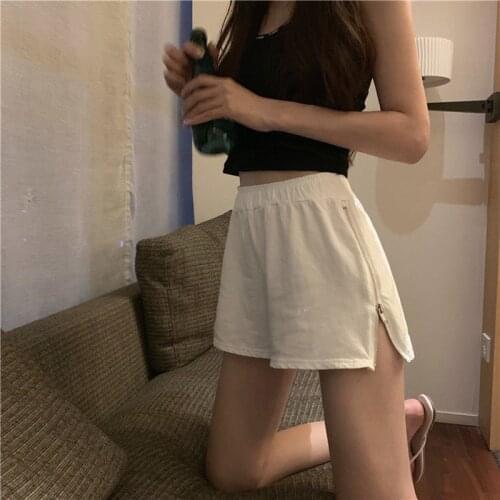Sports Shorts Female 2021 New Ins Tide Korean Version of Loose High Waist Casual All-match A-line Wide-leg Hot Pants