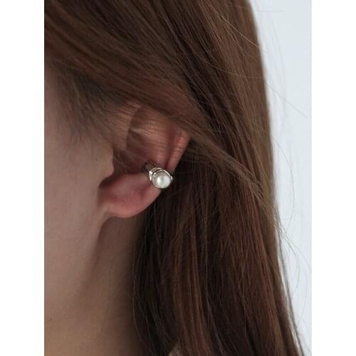 Simple Mini Natural Freshwater Pearl Ear Bone Clip Ins Net Red Girl Heart Palace Foreign Style Not Perforated Jewelry New 2021