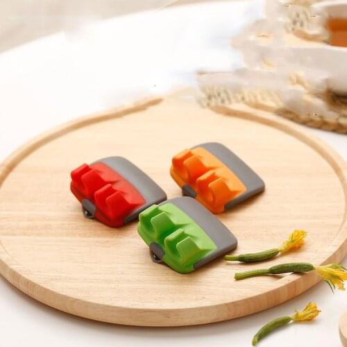 1Pcs random color Sharp Blade Finger Peeler