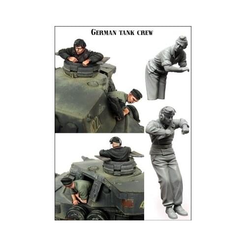 German resin soldiers in World War II Two armored crew 1:35
