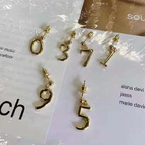 New Fashion Personalize Figure Number Copper Stud Earrings for Women from 0 to 9 Gold Silver Color Street Style Jewelry Gifts