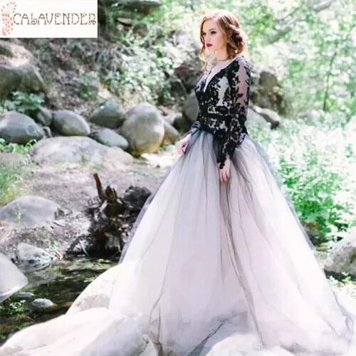 Real Images Long Sleeve Ombre White and Black Wedding Dress Simple Bride Gowns Appliques Gothic Wedding Dresses robe de mariee