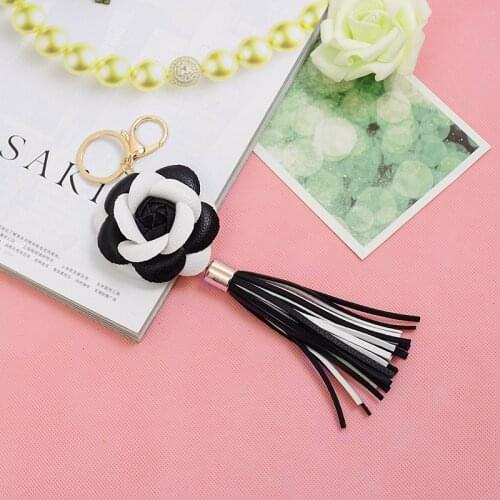 High Quality Braid Camellia Gold Color Leather Tassel Car Keychain Charm Pendant Key Ring for Women Jewelry Gifts