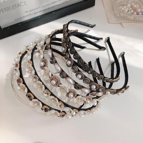 Baroque Crystal Rhinestone Headband Female Retro Velvet Pearl Wide Brim Headband Accessories Headgear Gift