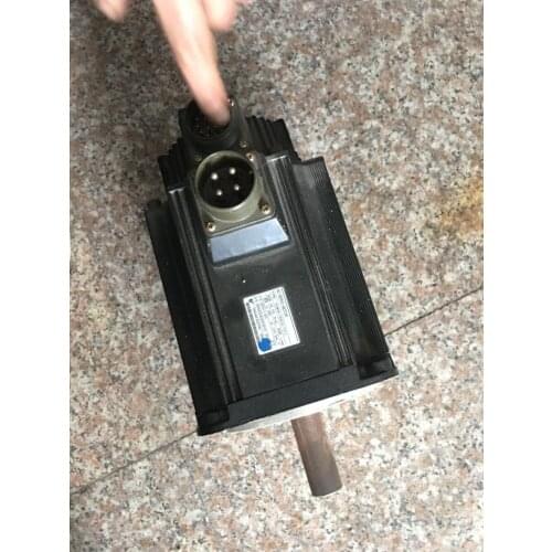 Servo motor SGMSH-30ACA-TV11 , Used one ,90% appearance new , 3 months warranty , fastly shipping