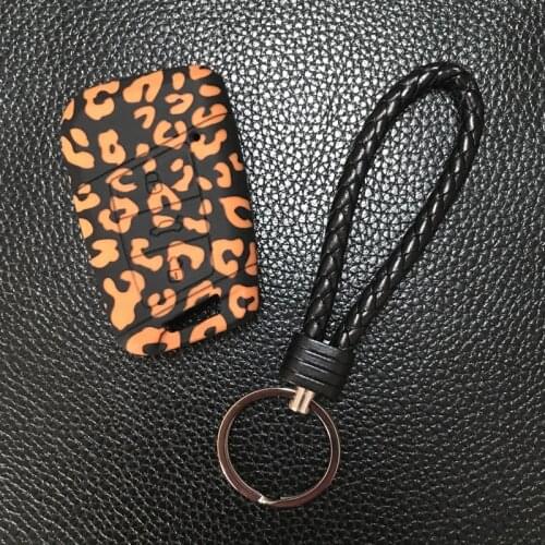 Silicone Key Holder Shell Case Cover For Volkswagen VW Magotan Passat CCB8 Golf For Skoda Superb A7 Accessories