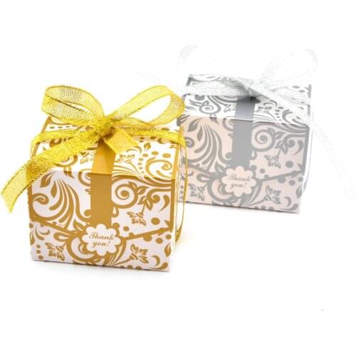 100pcs Wedding Sweet Box Gold Silver Flower Candy Box Cake Boxes Birthday Party Favor Gift Box With Ribbon Bonbonniere Snoep
