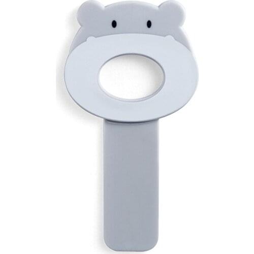 Lift the toilet cover, lift the toilet cover, sit the toilet cover, carry the toilet cover, lift the toilet handle, remove the c