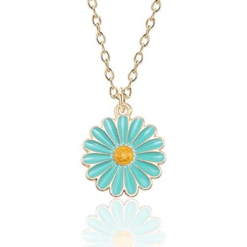 Cute Girls Enamel Flower Necklace Women Korea Style Gold Color Chain White Daisy Pendant Necklace Jewelry Party Wedding Gift