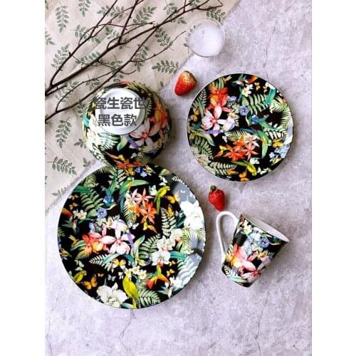 Christmas wedding Spanish ceramic tableware Western dishes auspicious flowers parrots decorative dishes bowls and cups black