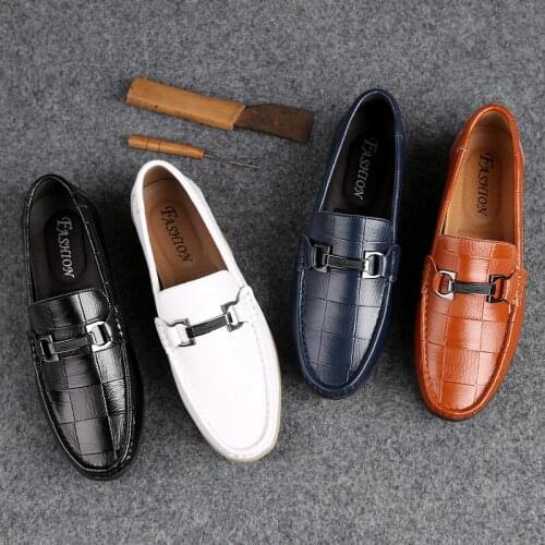 Newest Men Shoes Leather Genuine Casual Loafers Men Moccasins Shoes Slip-on Soft Flats Footwear Lightweight Driving Shoes