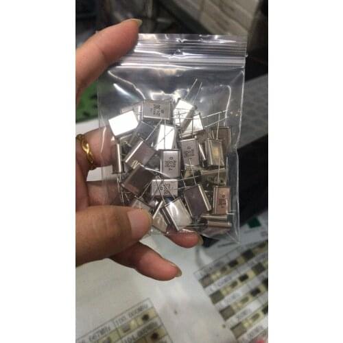 10PCS NEW 49US 7200KHZ crystals