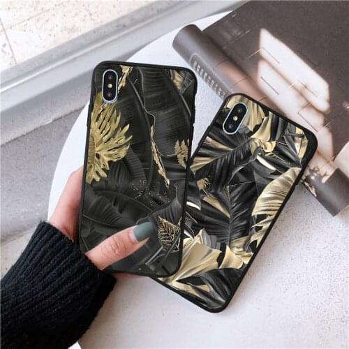 Phone Case For iPhone X XR XS MAX 6s 7 8 Plus SE 2020 11 12 Pro Max Soft Silicone Shell Plantain Banana Leaf Plants Black Fundas