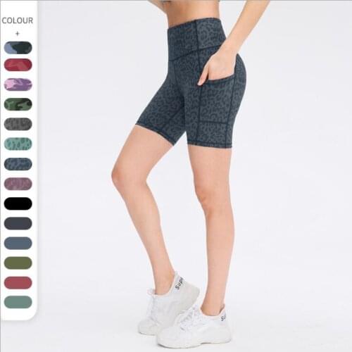 Women summer Sport Shorts quick dry stretchy Yoga Shorts Pocket Running Short Pants women activewear Fitness clothes gym wear