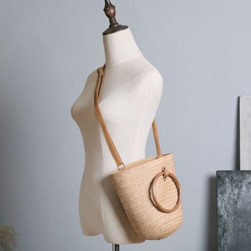 2021 Summer Straw Woven Bag New Fashion Classic Shoulder Bag Beach Vacation Bag Large Capacity Handbag