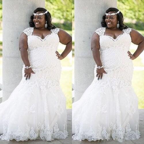 Stunning African Lace Wedding Dress Plus Size Country 2020 Elegant Mermaid Sexy Bridal Gowns Bride Dress Curvy Brides Mariage