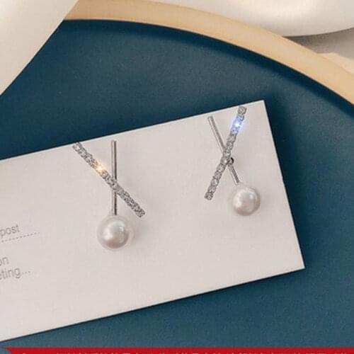 European And American Fashion Exquisite Basic Cross Geometry Pearl Earrings Simple Elegant Goddess Earrings Hot Sale