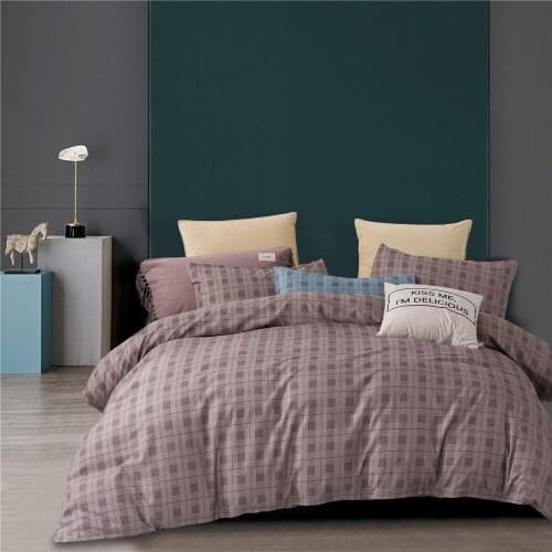 Red Pink Plaid Pattern Modern Simple Luxury Comforter Bedding Set Fashion King Queen Twin Size Bed Linen Duvet Cover Sets Gift