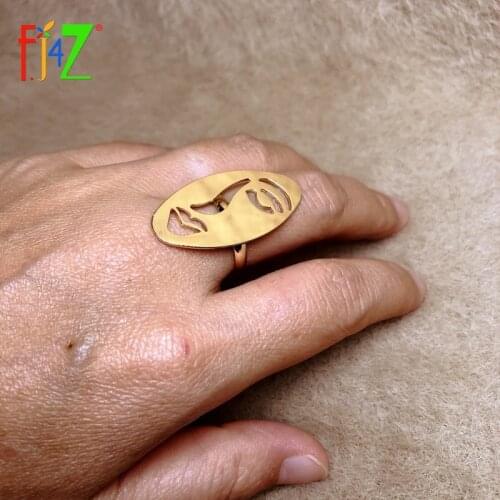 F.J4Z New Hollow Human Face Finger Rings Golden Metal Designer Adjustable Finger Ring Vintage Minimalist Jewelry Christmas Gifts