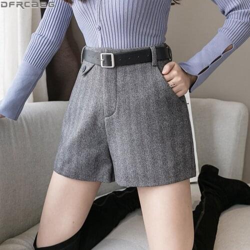 New Loose Wide Leg Ladies Shorts Vintage With Belt Short Femme Streetwear High Waist Winter Woolen Shorts Women Gray Brown Black