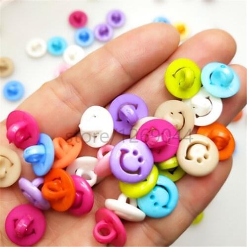 100pcs/pack 13mm Random Mixed Nylon Cartoon Smiley Ladybug Buttons Sewing Clothing Accessories Candy Colors Buttons