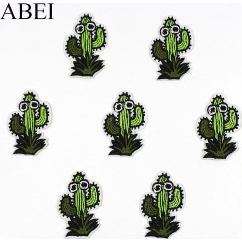 10pcs/lot Funny Iron On Glasses Cactus Patches Embroidered Garment Stickers DIY Patchwork Craft Sew On Jeans Appliques Badge