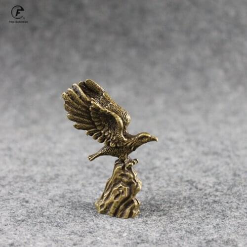 Antique Solid Copper Ornaments Bronze Young Eagle Statue Brass Miniatures Figurines Home Decorations Office Desk Decor Tea Pets
