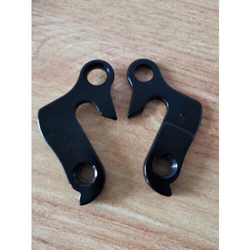 2pcs Dropouts Mech Gear Rear DERAILLEUR HANGERs with Screws for RALEIGH CUBE aka # 10124 Barracuda Gary Fisher KHS TREK Univega