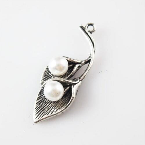 10Pcs White Tibetan Silver Color Acrylic Leaf Flower Charms Pendants 19x37mm