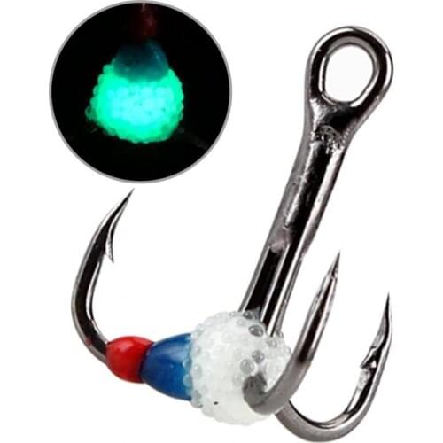 5 Pcs Rust-resistant Treble Hook Luminous Strong Construction Carbon Steel Treble Fish Hook for Fishing Lovers Fishing Accessori
