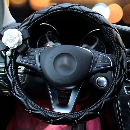 Camellia Flower Car Steering Wheel Covers Leather Diamond Pearl Covered Steering Wheel Car Interior Accessories for Women Girls