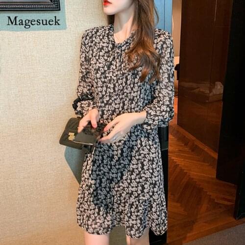 New V-neck High Waist Mini Floral Dresses Women Vintage Dress 2021 Spring Bow Vestidos French Style Ruffled Party Dress 13264